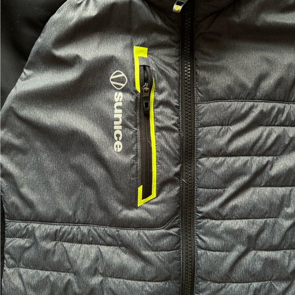 Men’s Sunice Hamilton Hybrid Climaloft lightweight thermal stretch jacket; worn - Picture 3 of 6